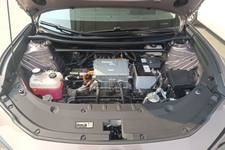 Used Toyota bZ3 2023 616 km Long-Range Premium Engine Bay