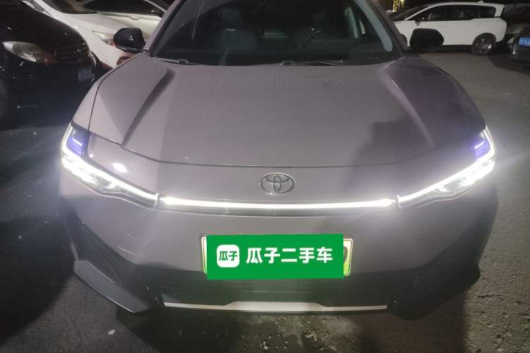 Used Toyota bZ3 2023 616 km Long-Range Premium Exterior 1