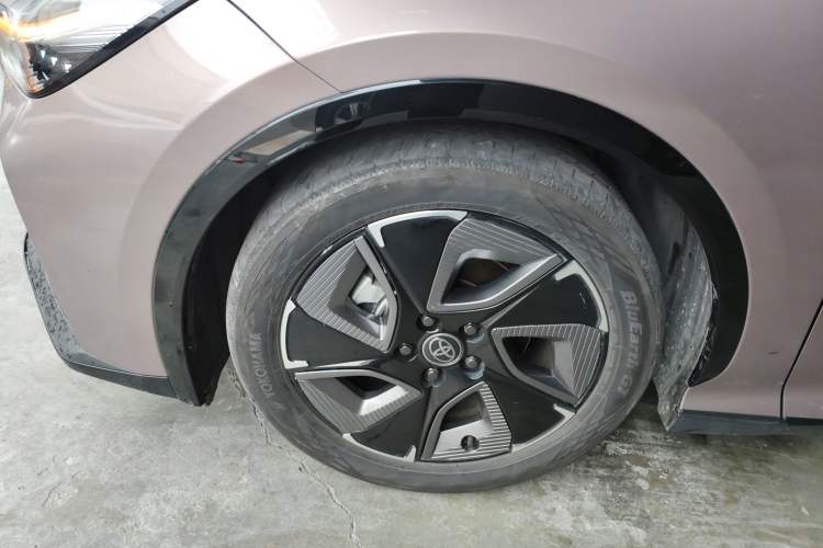 Used Toyota bZ3 2023 616 km Long-Range Premium Exterior 4