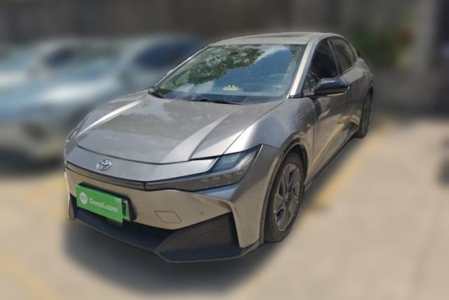 Used Toyota bZ3 2023 616 km Long-Range PRO