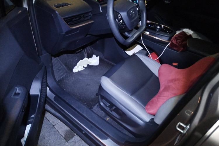 Used Toyota bZ3 2023 517 km Elite PRO Driver Seat