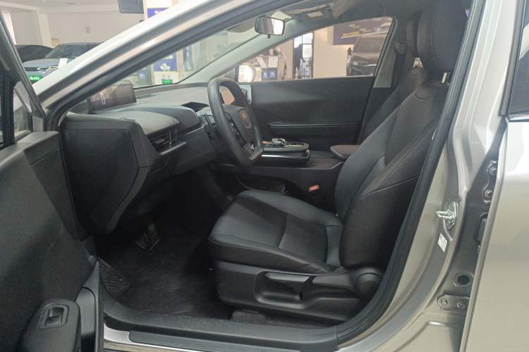 Used Toyota bZ3 2023 517 km Elite PRO Driver Seat