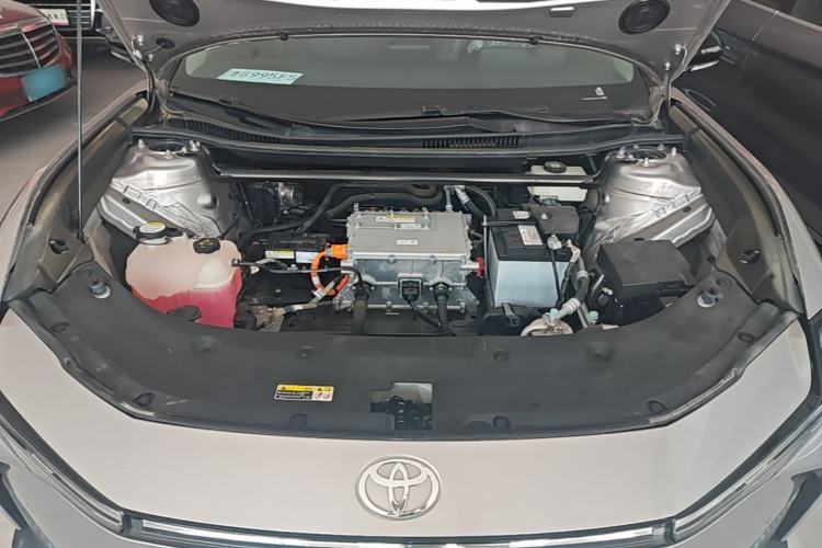 Used Toyota bZ3 2023 517 km Elite PRO Engine Bay