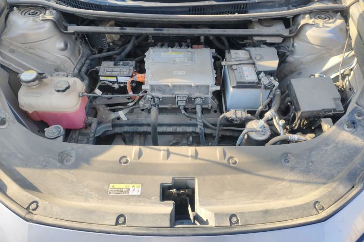 Used Toyota bZ3 2023 517 km Elite PRO Engine Bay