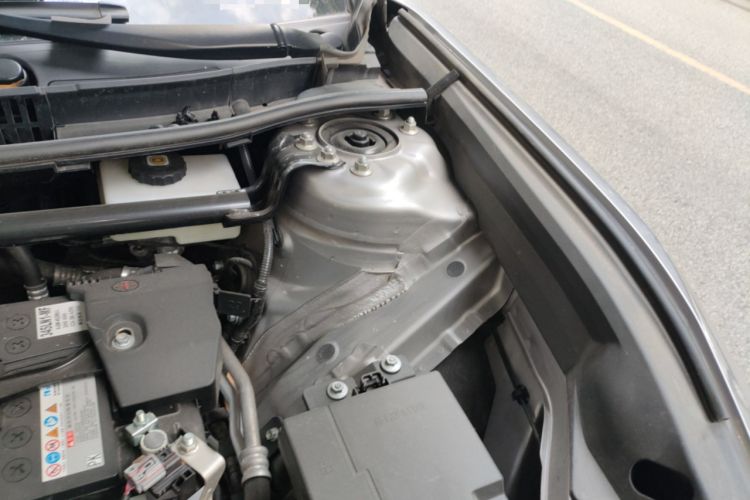 Used Toyota bZ3 2023 517 km Elite PRO Engine Bay Left