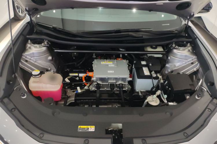 Used Toyota bZ3 2023 517 km Elite PRO Engine Bay