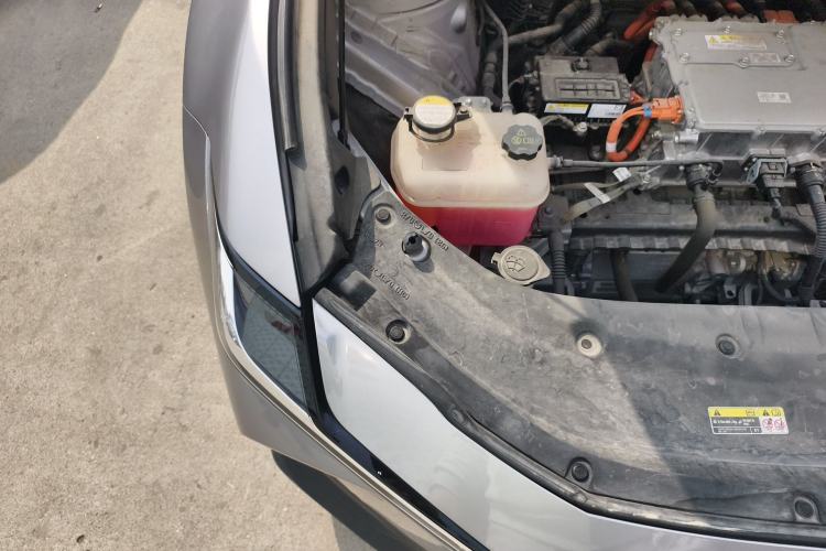 Used Toyota bZ3 2023 517 km Elite PRO Engine Bay Right