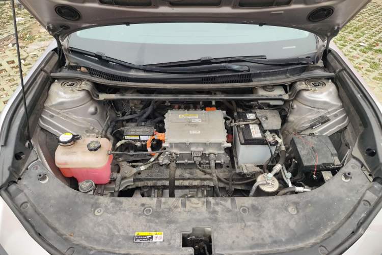 Used Toyota bZ3 2023 517 km Elite PRO Engine Bay