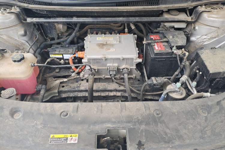 Used Toyota bZ3 2023 517 km Elite PRO Engine Bay