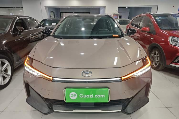 Used Toyota bZ3 2023 616 km Long-Range Premium Exterior 1
