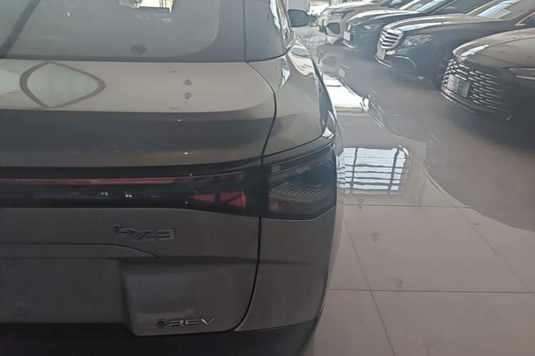 Used Toyota bZ3 2023 517 km Elite PRO Exterior 3