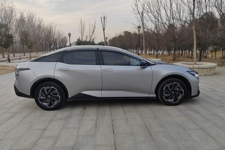 Used Toyota bZ3 2023 517 km Elite PRO Exterior 4