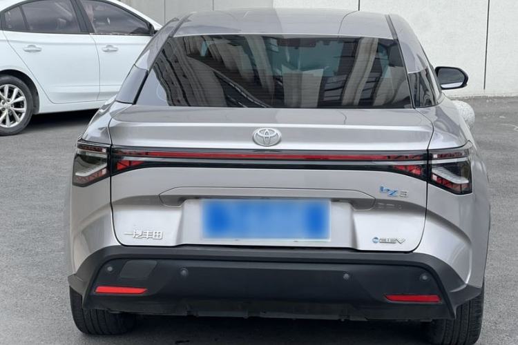 Used Toyota bZ3 2023 616 km Long-Range PRO Exterior 4