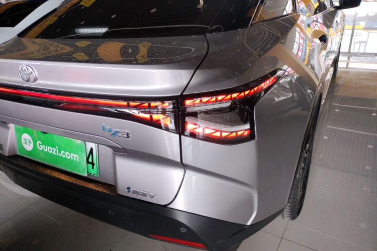Used Toyota bZ3 2023 517 km Elite PRO Exterior 6