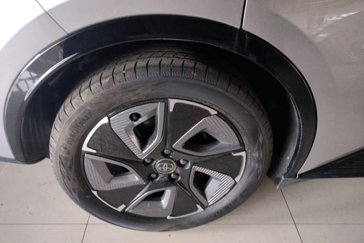Used Toyota bZ3 2023 517 km Elite PRO Exterior 8