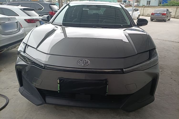 Used Toyota bZ3 2023 616 km Long-Range PRO Front