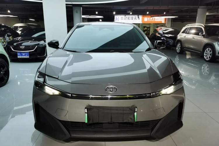 Used Toyota bZ3 2023 517 km Elite PRO Front