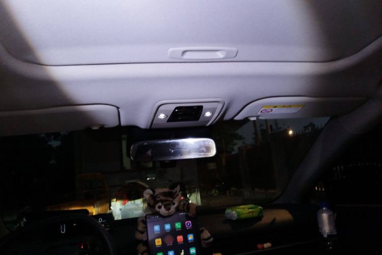 Used Toyota bZ3 2023 517 km Elite PRO Headliner