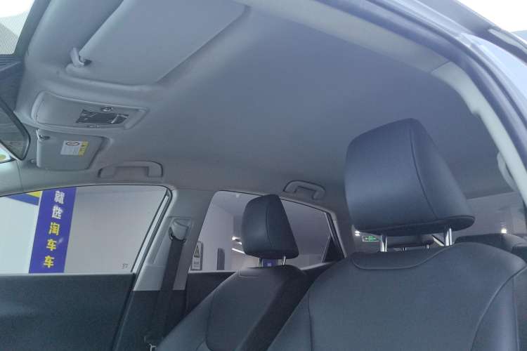 Used Toyota bZ3 2023 517 km Elite PRO Headliner