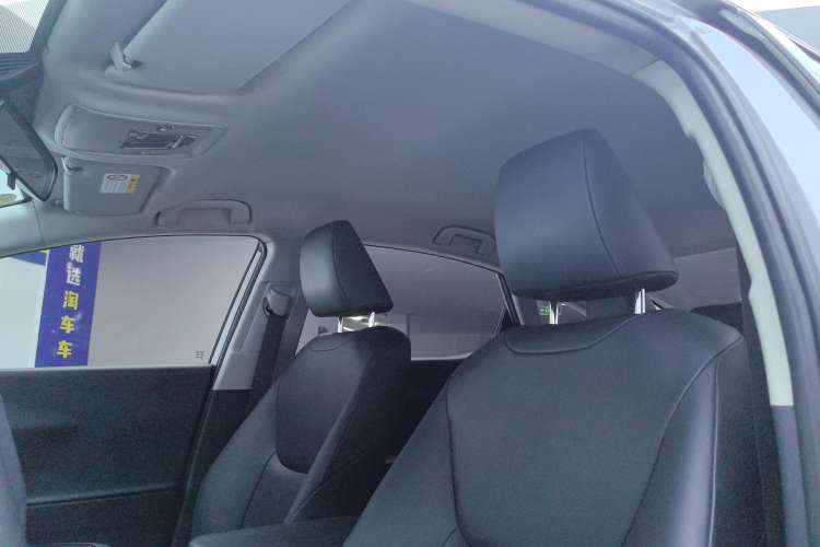 Used Toyota bZ3 2023 517 km Elite PRO Headliner