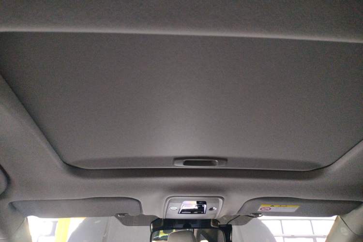 Used Toyota bZ3 2023 517 km Elite PRO Headliner