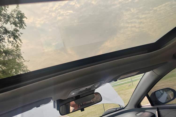 Used Toyota bZ3 2023 517 km Elite PRO Headliner