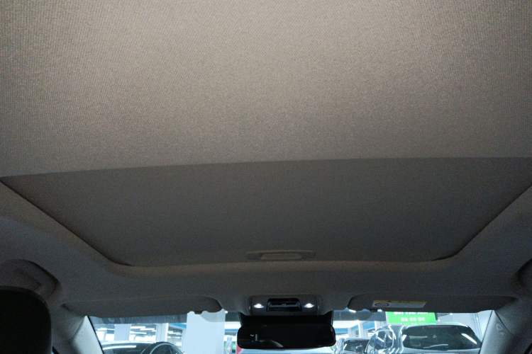 Used Toyota bZ3 2023 517 km Elite PRO Headliner