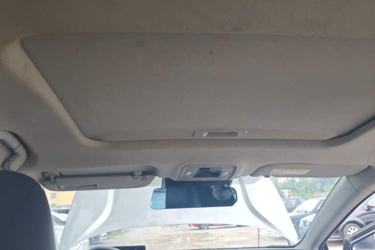 Used Toyota bZ3 2023 517 km Elite PRO Headliner