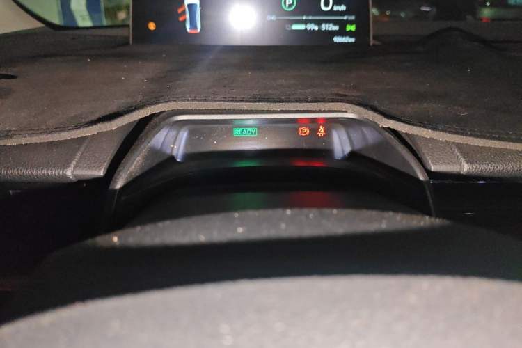 Used Toyota bZ3 2023 517 km Elite PRO Instrument Cluster