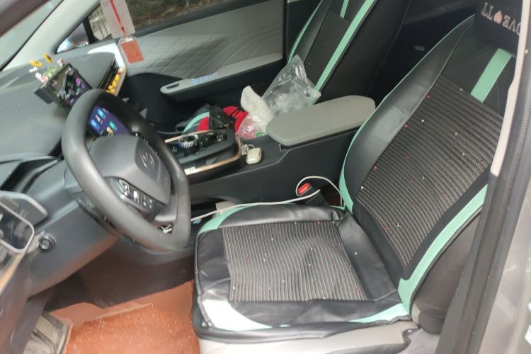 Used Toyota bZ3 2023 517 km Elite PRO Left Front Seat