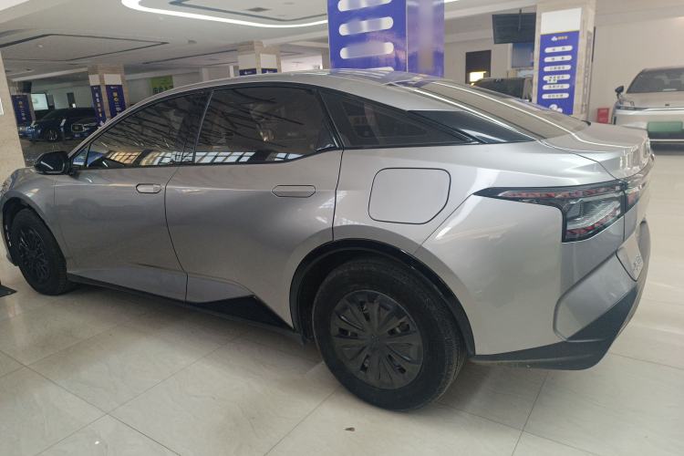 Used Toyota bZ3 2023 517 km Elite PRO Left Side