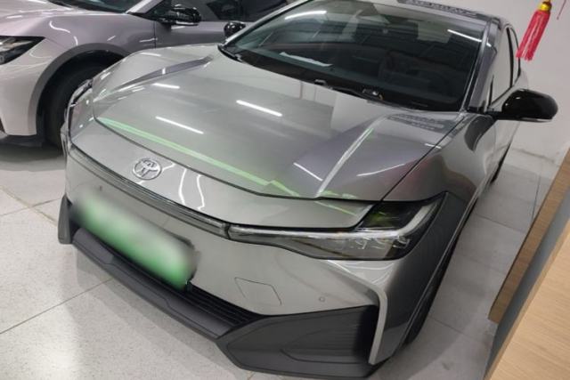 Used Toyota bZ3 2023 616 km Long-Range PRO
