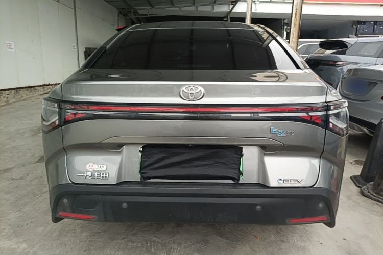 Used Toyota bZ3 2023 616 km Long-Range PRO Rear