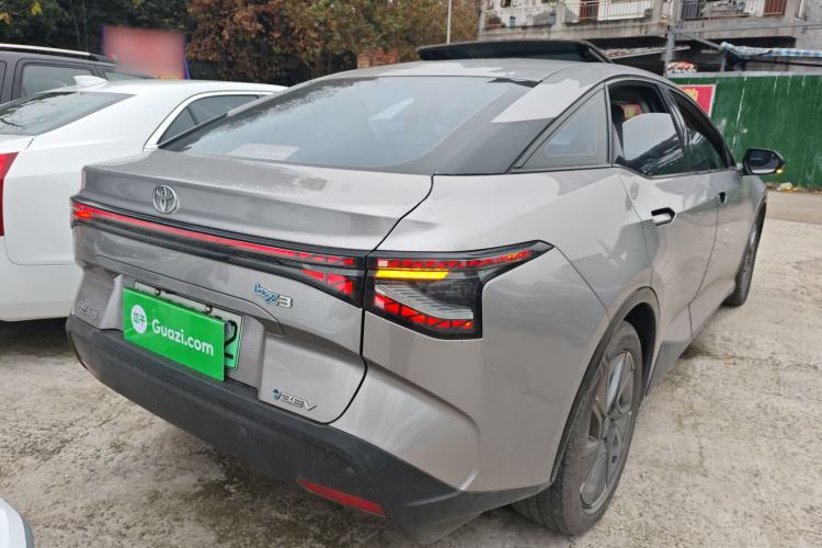 Used Toyota bZ3 2023 517 km Elite PRO Rear Right 45 Deg