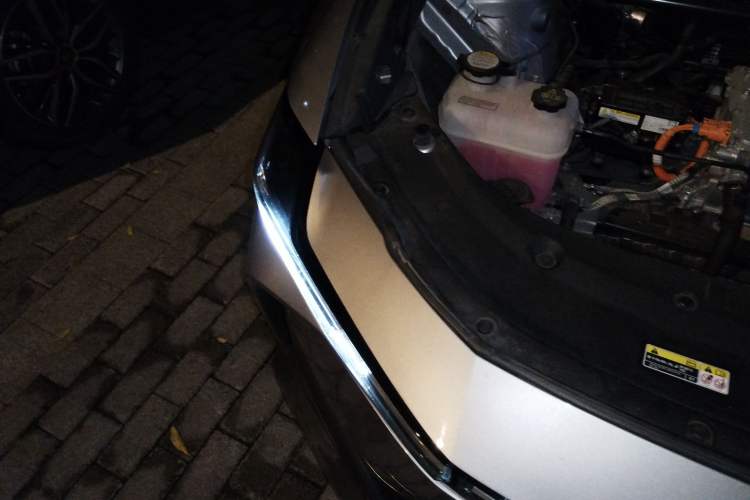 Used Toyota bZ3 2023 517 km Elite PRO Right Front Headlight