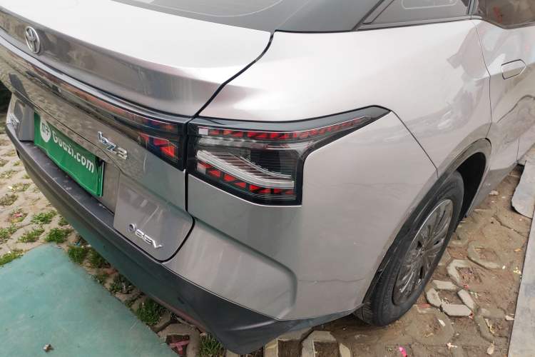 Used Toyota bZ3 2023 517 km Elite PRO Right Rear Taillight
