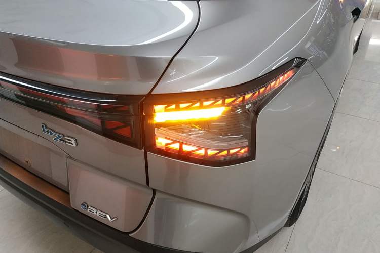 Used Toyota bZ3 2023 517 km Elite PRO Right Rear Taillight
