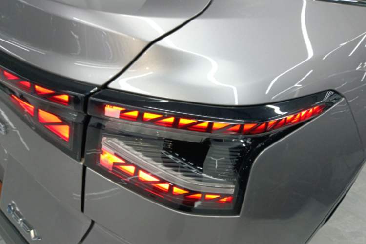Used Toyota bZ3 2023 517 km Elite PRO Right Rear Taillight