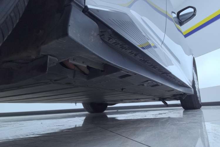 Used Toyota bZ3 2023 517 km Elite PRO Right Side Sill