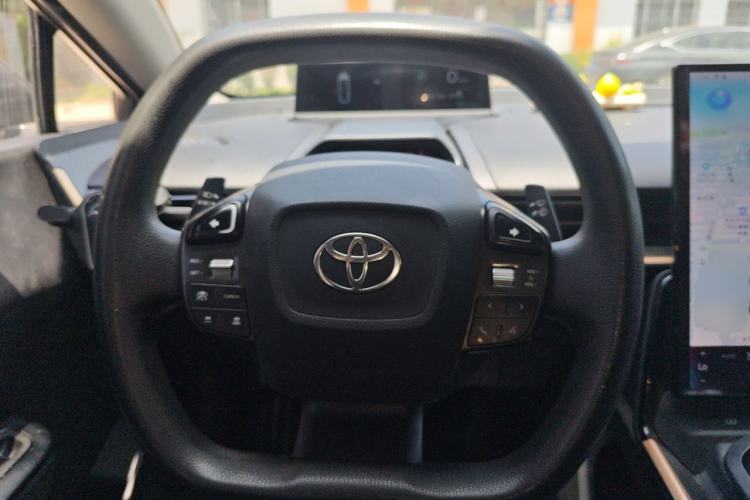 Used Toyota bZ3 2023 616 km Long-Range PRO Steering Wheel