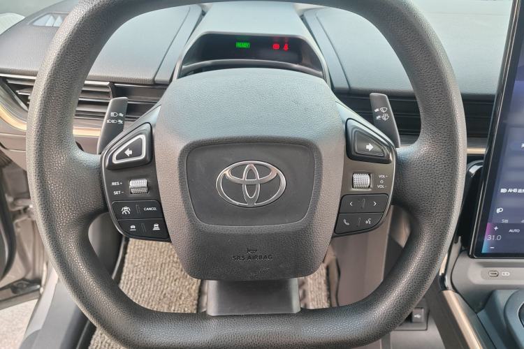 Used Toyota bZ3 2023 517 km Elite PRO Steering Wheel