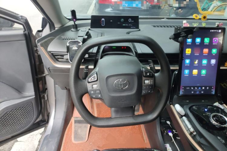 Used Toyota bZ3 2023 517 km Elite PRO Steering Wheel