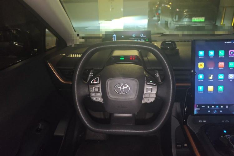 Used Toyota bZ3 2023 517 km Elite PRO Steering Wheel