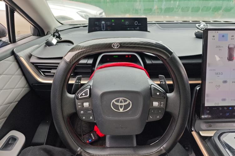 Used Toyota bZ3 2023 517 km Elite PRO Steering Wheel