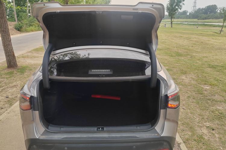 Used Toyota bZ3 2023 517 km Elite PRO Trunk