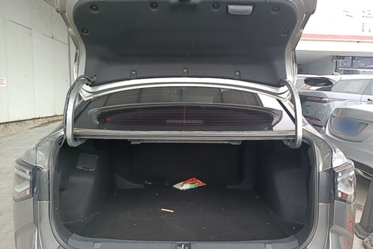Used Toyota bZ3 2023 616 km Long-Range PRO Trunk