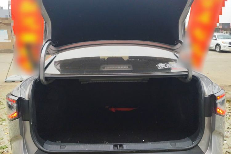Used Toyota bZ3 2023 517 km Elite PRO Trunk