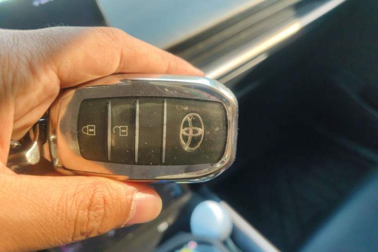 Used Toyota bZ3 2023 517 km Elite PRO Vehicle Key