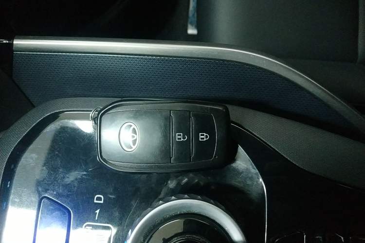 Used Toyota bZ3 2023 517 km Elite PRO Vehicle Key