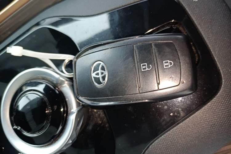 Used Toyota bZ3 2023 616 km Long-Range PRO Vehicle Key